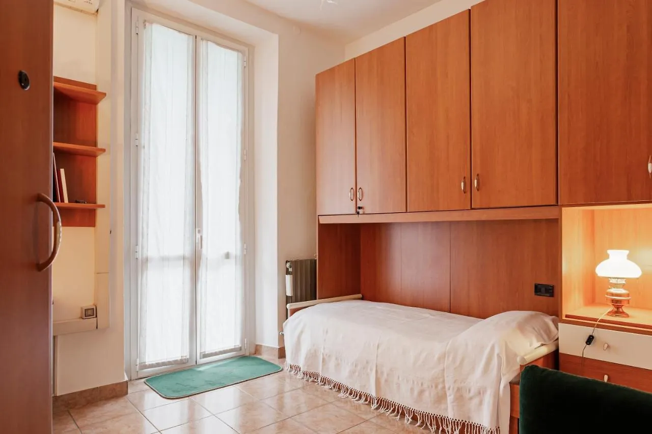 Your Cozy Home In Milan - Via Rovereto 0*,  İtalya