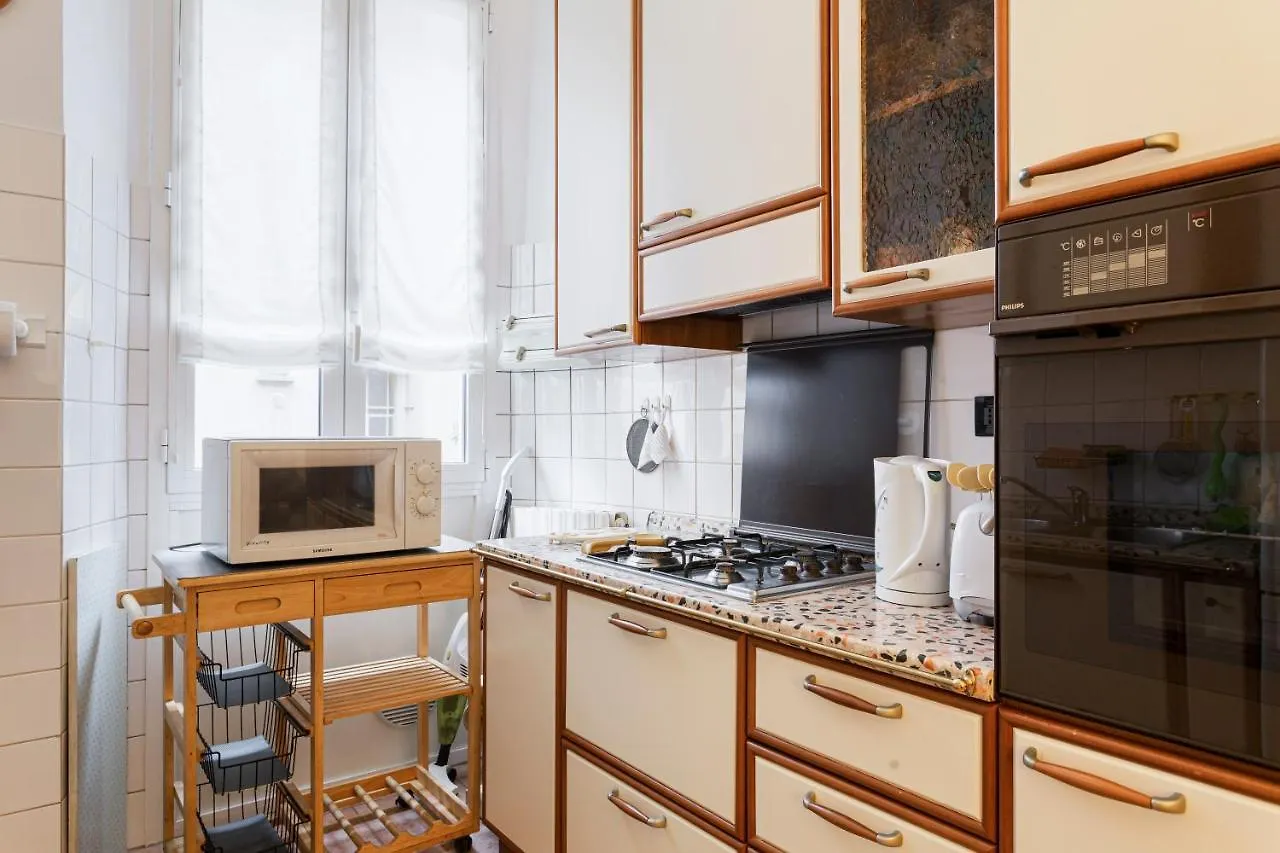 Your Cozy Home In Milan - Via Rovereto Daire